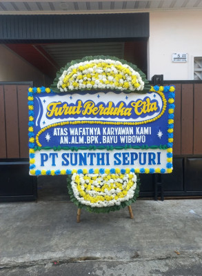 Papan Bunga Duka di Cicarimanah