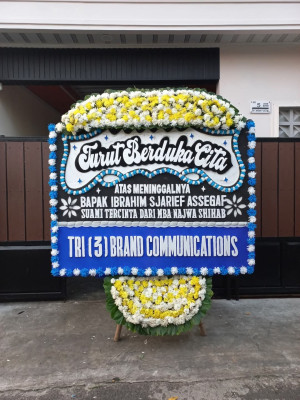 Papan Bunga Duka di Cicarimanah
